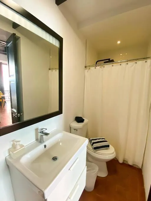 דירה סן חואן Just Remodeled Studio In Colonial Osj Unique Location Local Experience פוארטו ריקו